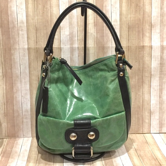 Tano Handbags - Tano Green Leather Dual Handle Shoulder Bag